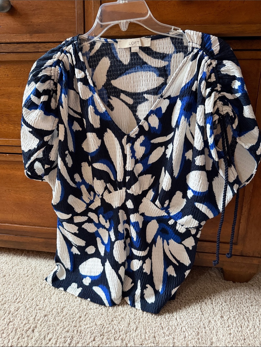 LOFT Navy, White & Blue Abstract Puff Sleeve Top